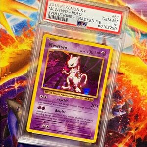 PSA 10 Pokemon Mewtwo 51/108 Evolutions Cracked Ice Holo rare